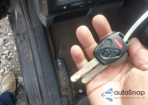 2007 Honda Accord 2.4 Lx z USA, uszkodzony, nr VIN 1HGCM56497A052158